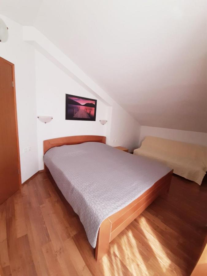 Apartments Izabela Muzic-Fornaric Cres Εξωτερικό φωτογραφία